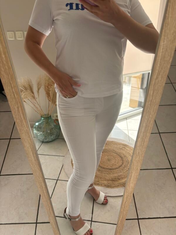 Pantalon "LINA" pantalon skinny blanc avec poches devant et à l'arrière