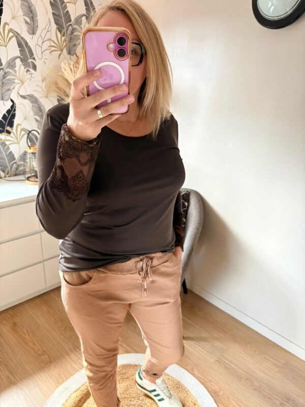 TOP MINA MARRON Top "MINA"